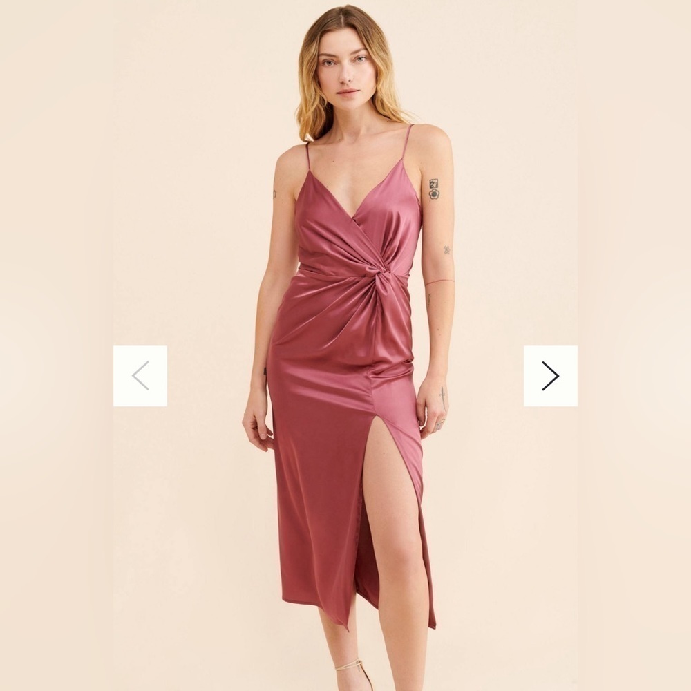 Astr the label midi satin dress